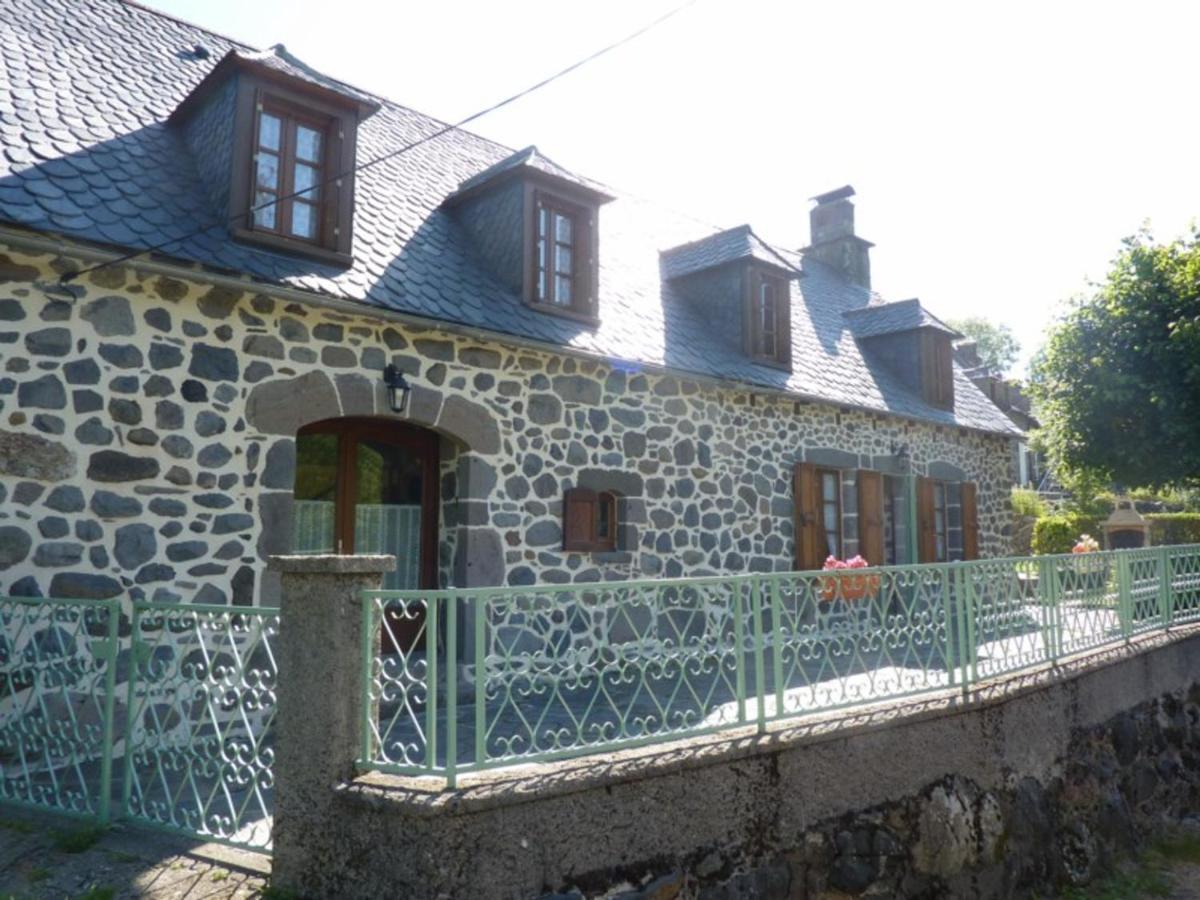 Maison De Caractere Avec Jardin Clos, Proche Puy Mary, Ideale Pour Randos, Peche, Et Ski De Fond. - Fr-1-742-7 Saint-Paul-de-Salers Exterior photo